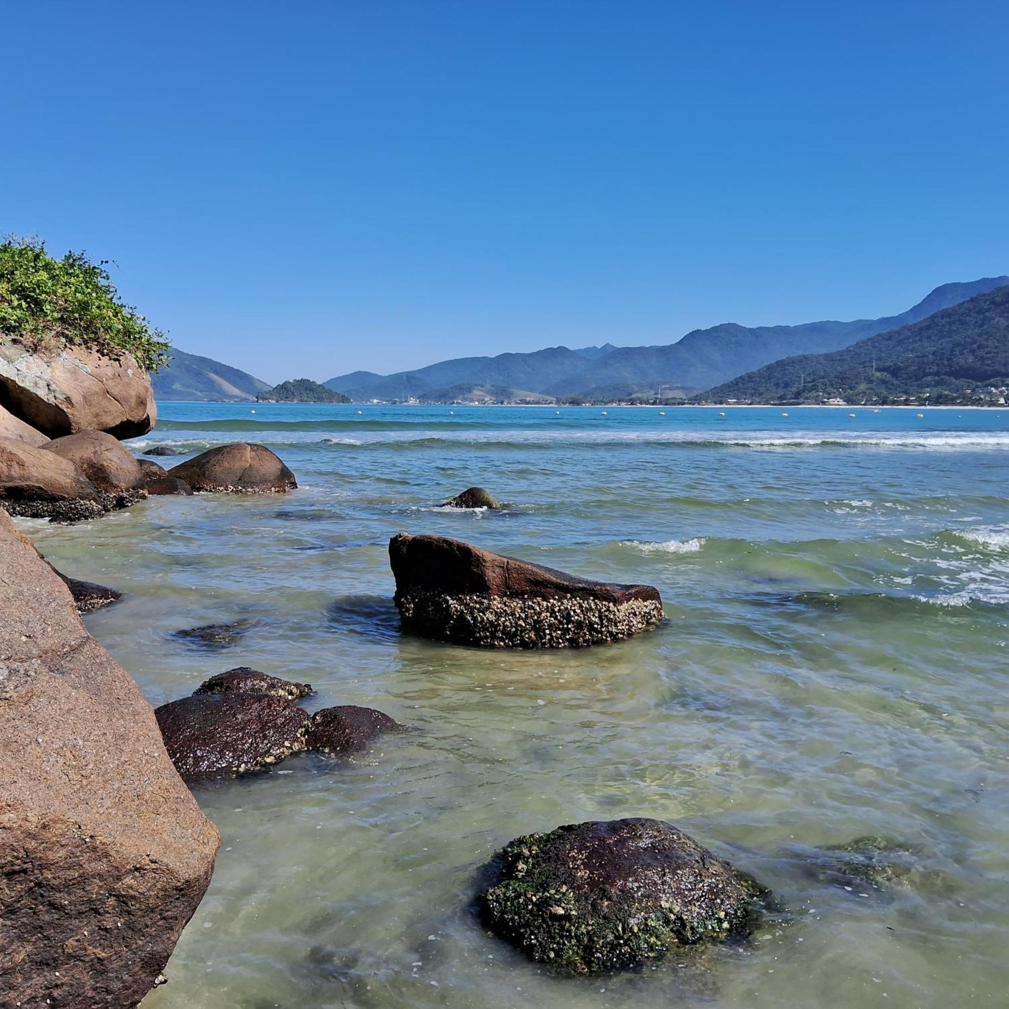 Recanto Vista Pro Mar 100 Mt Da Praia Caraguatatuba Exteriör bild